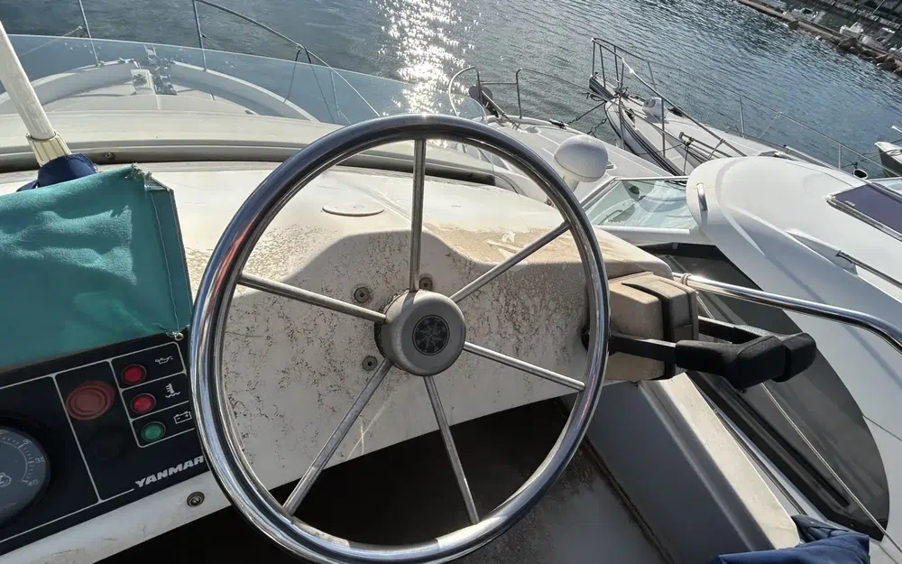 slider 1 Beneteau Antares Serie 9