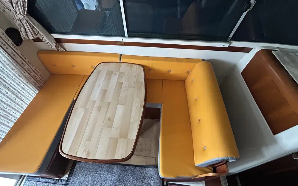 slider 2 Beneteau Antares Serie 9