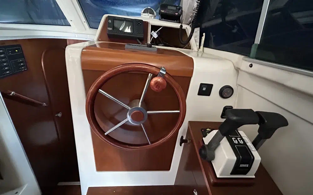 slider 3 Beneteau Antares Serie 9