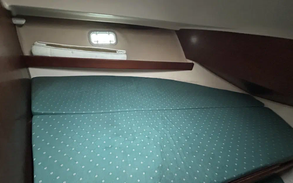 slider 4 Beneteau Antares Serie 9