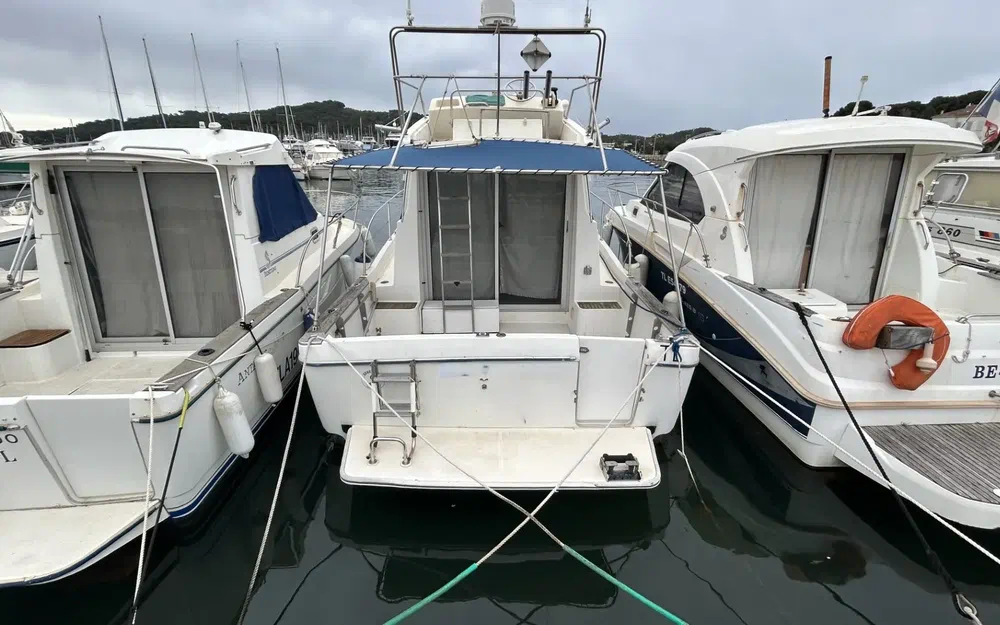 slider 5 Beneteau Antares Serie 9