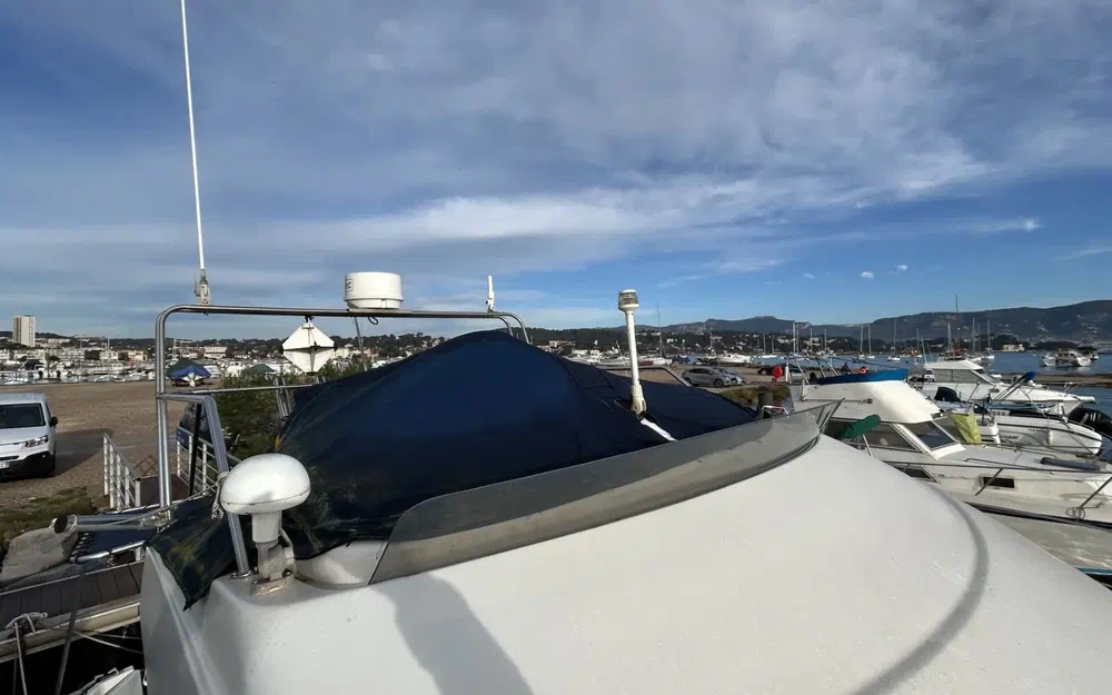 slider 6 Beneteau Antares Serie 9