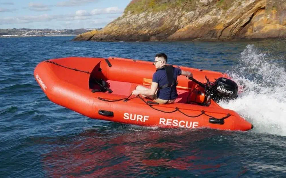 slider 1 3D Tender SURF RESCUE