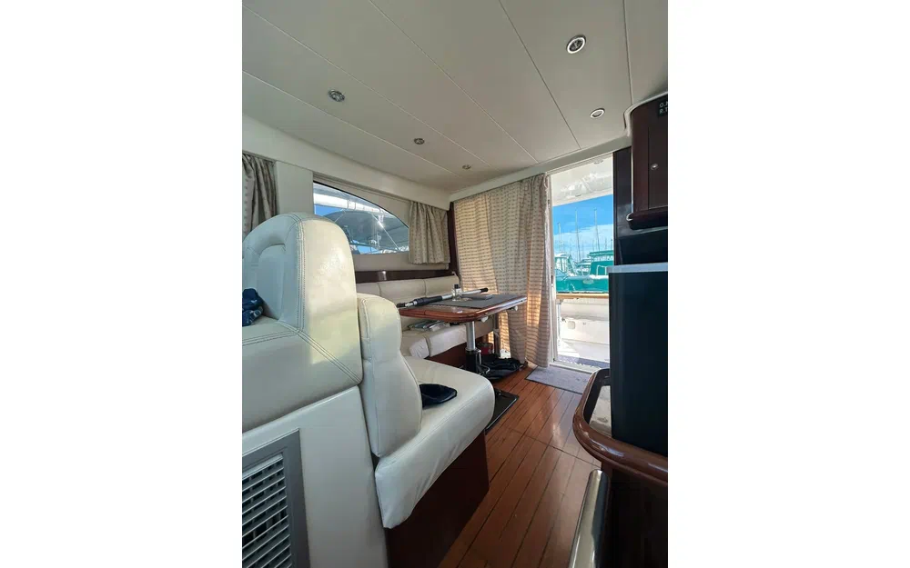 slider 11 Jeanneau Prestige 36 Fly