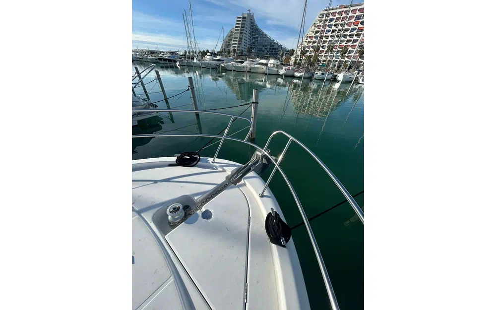 slider 16 Jeanneau Prestige 36 Fly