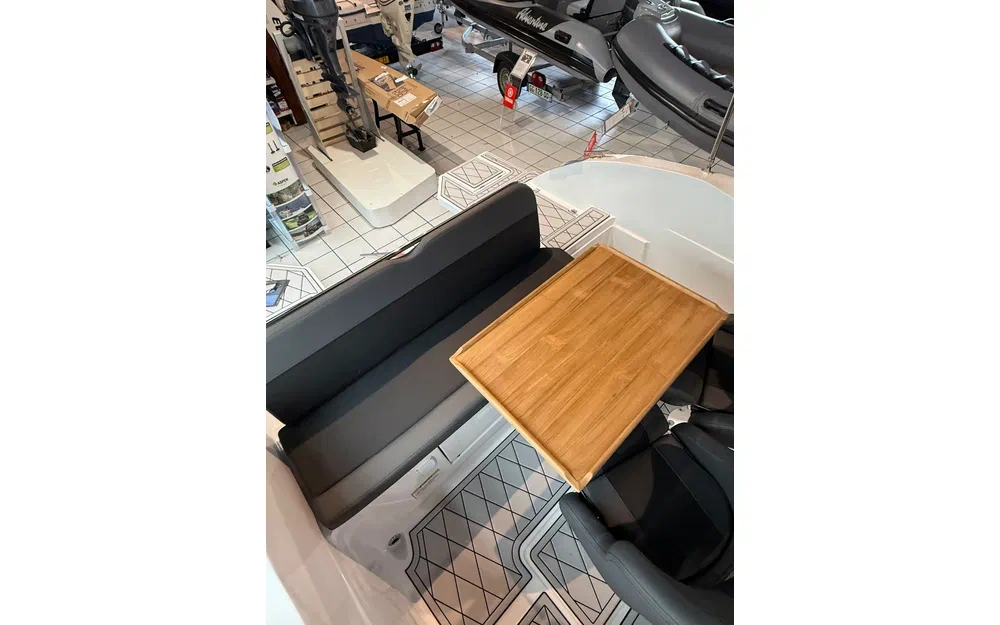 slider 8 Okiboats 595SD barracuda + moteur Yamaha