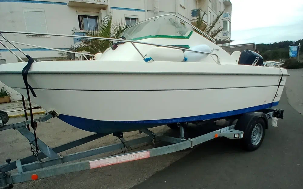 slider 8 B2 Marine CAP FERRET S II