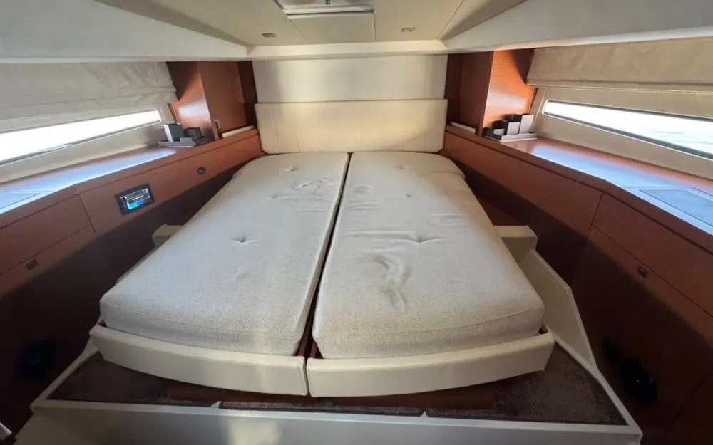 slider 6 Jeanneau Prestige 450 Fly