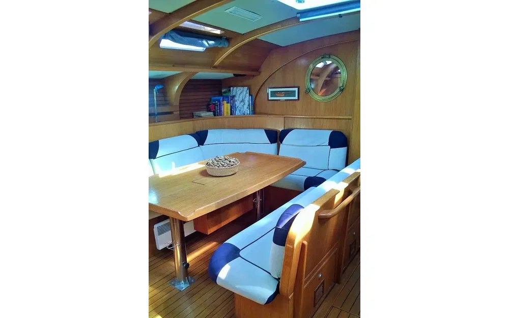 slider 9 Jeanneau Sun Kiss 47