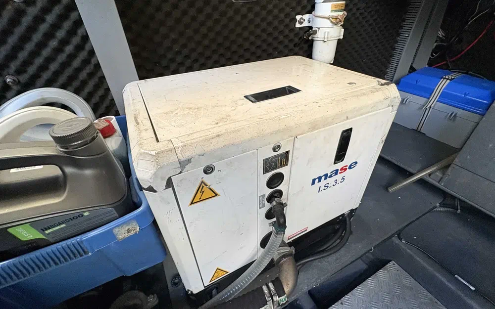 slider 10 Airon Marine 388