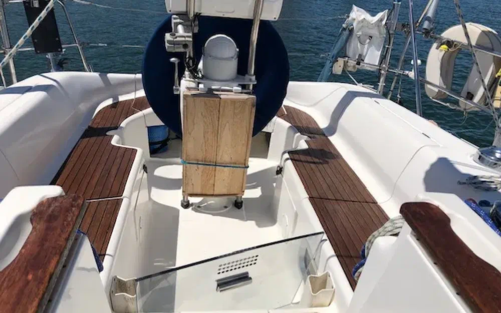 slider 19 Dufour 36 Classic