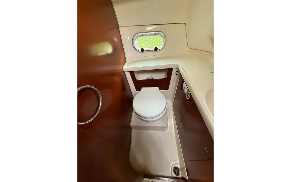 slider 9 Jeanneau Leader 805