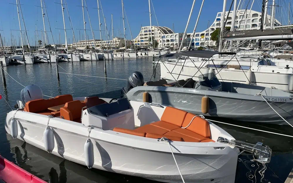 slider 1 Rand Boats Source 22