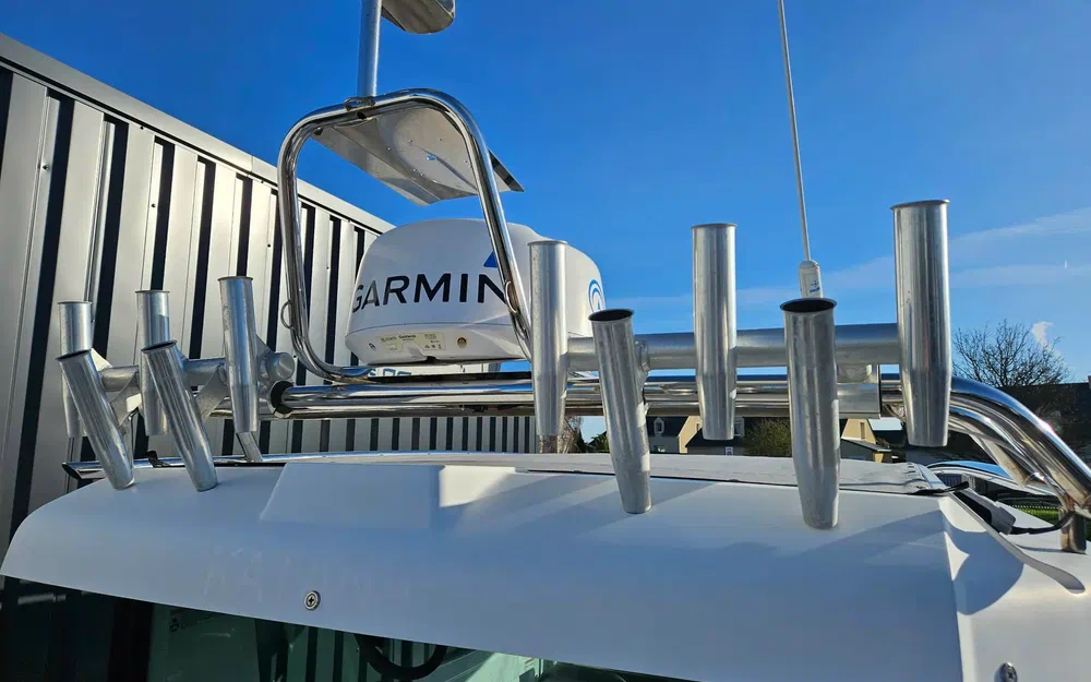 slider 9 Axopar 28 Cabin