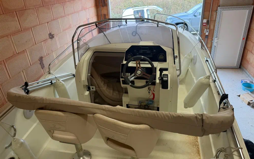 slider 4 Pacific Craft 625 Open