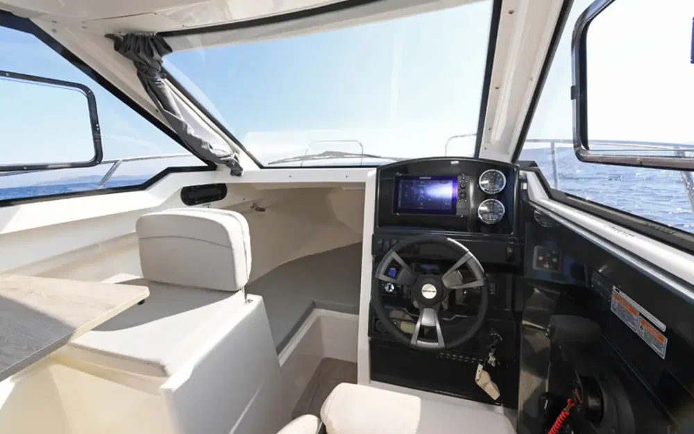 slider 9 Quicksilver Activ 705 Weekend