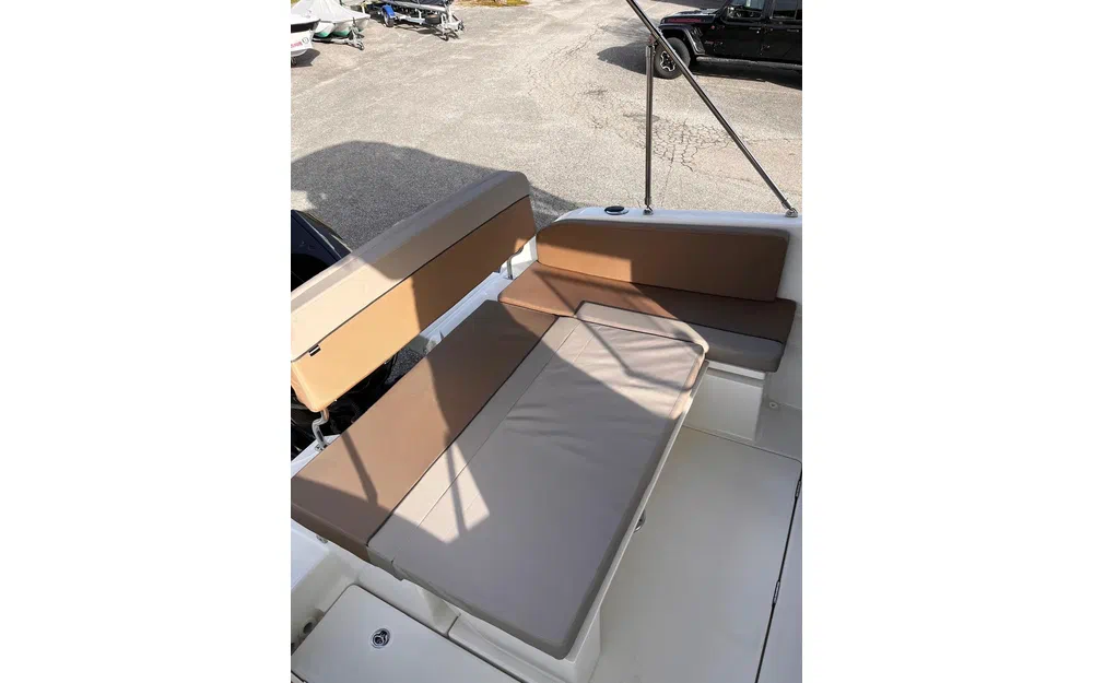 slider 6 Quicksilver Activ 705 Weekend