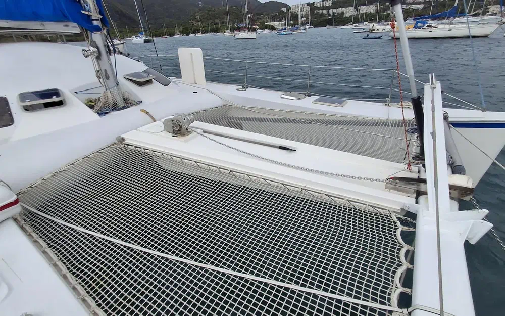 slider 9 Outremer 38