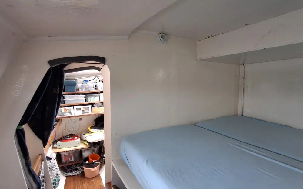 slider 20 Outremer 38