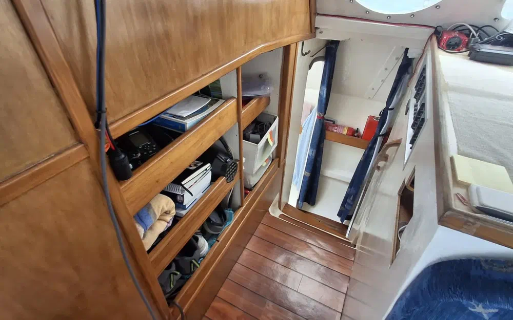 slider 28 Outremer 38