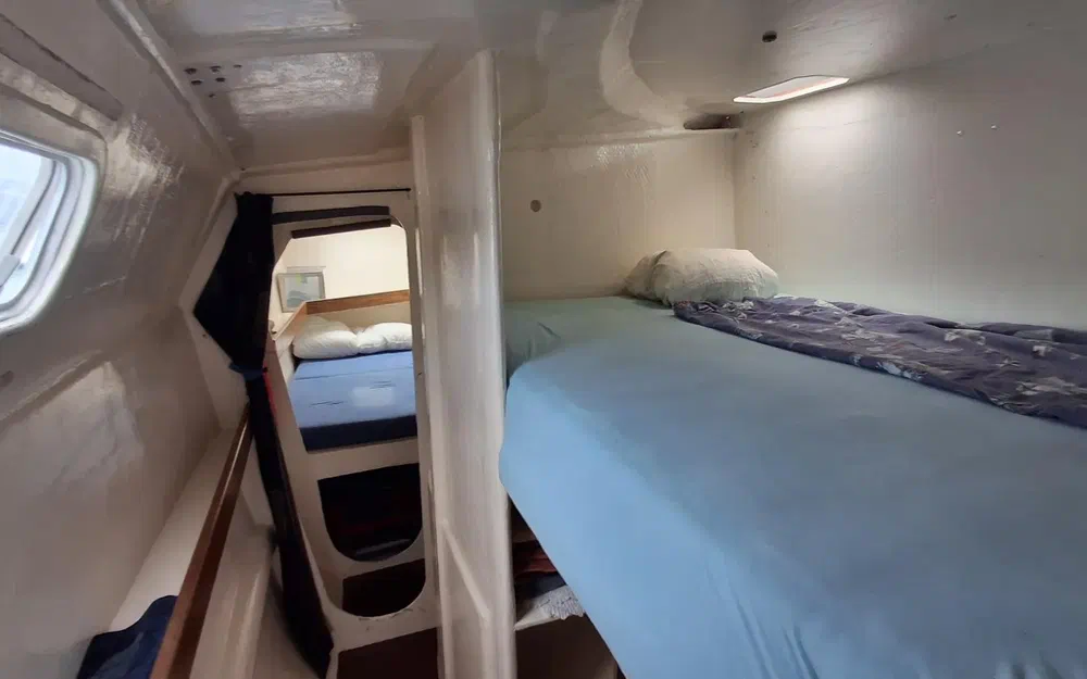 slider 31 Outremer 38