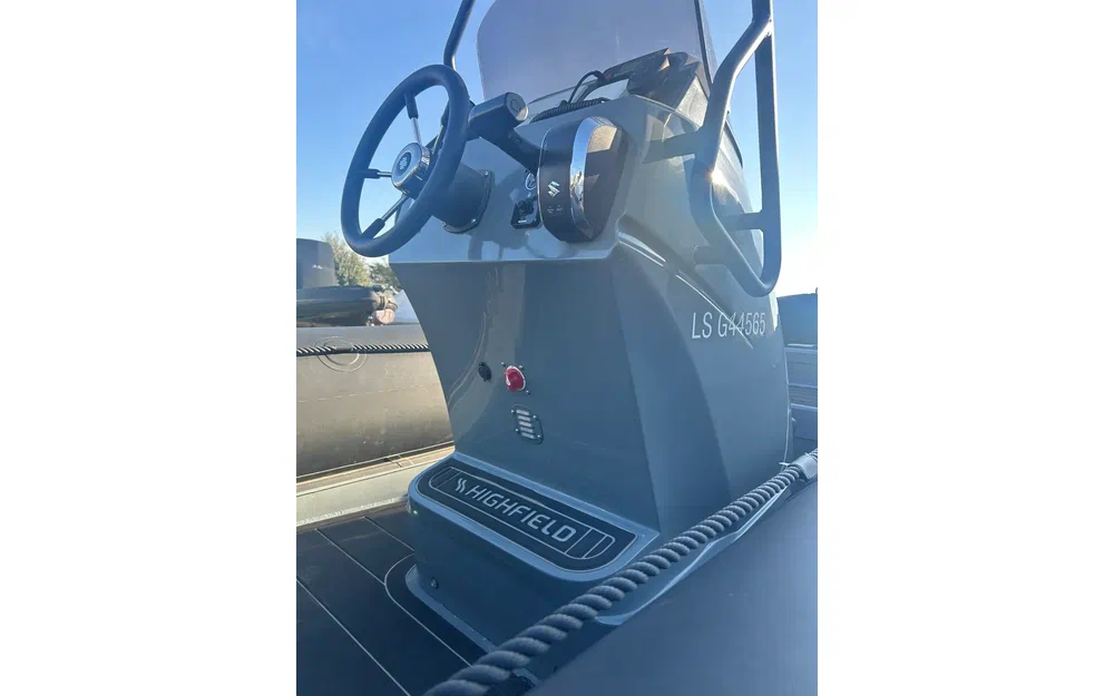 slider 8 Highfield Patrol 600 Série LimitéeThomas Coville