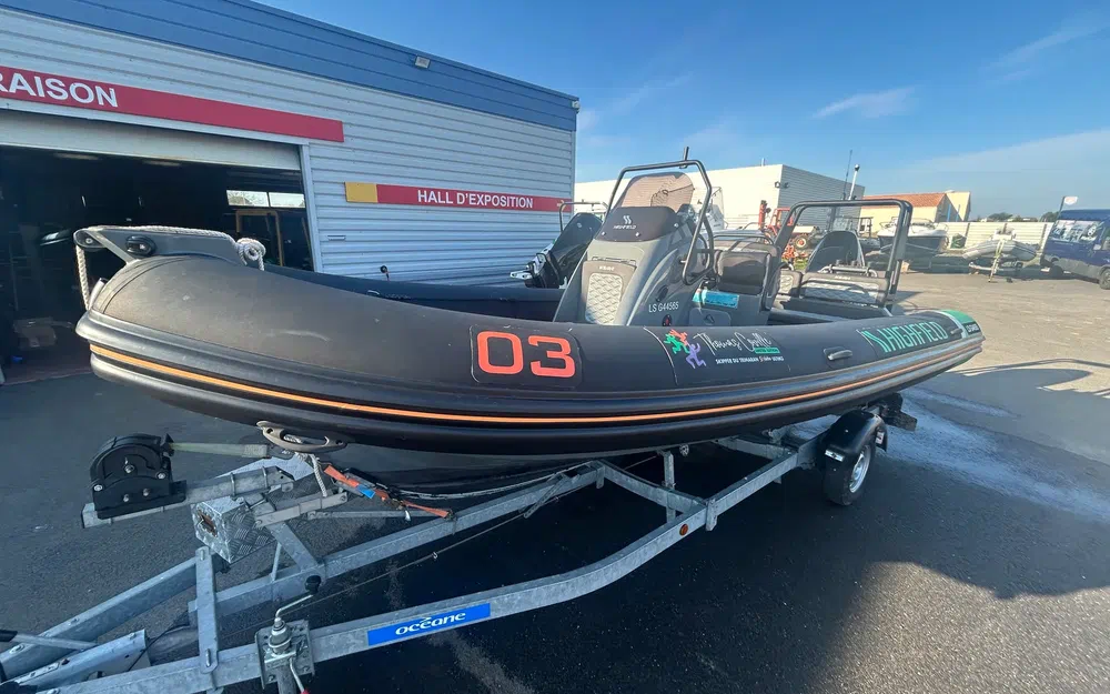 slider 1 Highfield Patrol 600 Série LimitéeThomas Coville