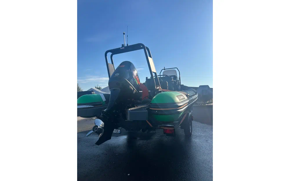 slider 2 Highfield Patrol 600 Série LimitéeThomas Coville