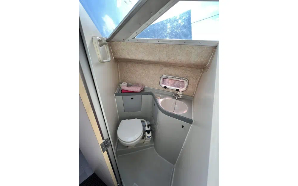 slider 4 Jeanneau Leader 750 Performance