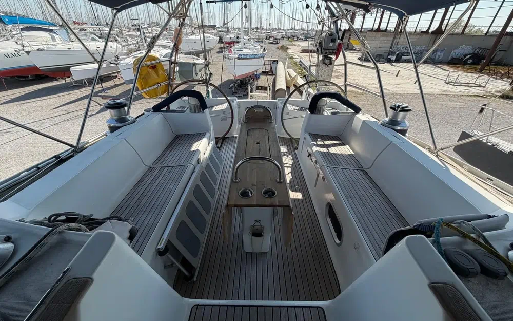 slider 19 Jeanneau Sun Odyssey 52.2