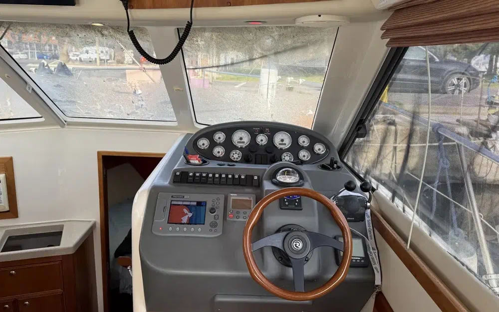 slider 15 Riviera 33 Fly