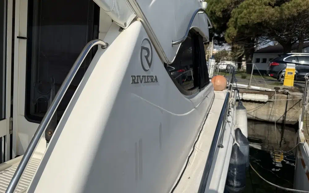 slider 3 Riviera 33 Fly