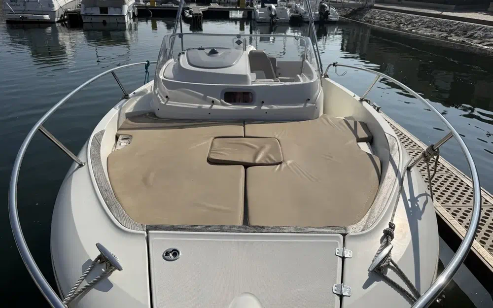 slider 2 Jeanneau Cap Camarat 7.5 WA