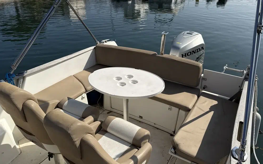 slider 7 Jeanneau Cap Camarat 7.5 WA