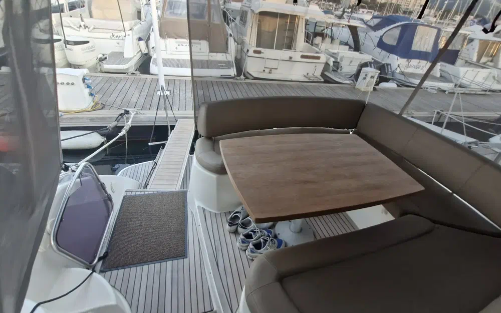 slider 12 Jeanneau Prestige 390 S