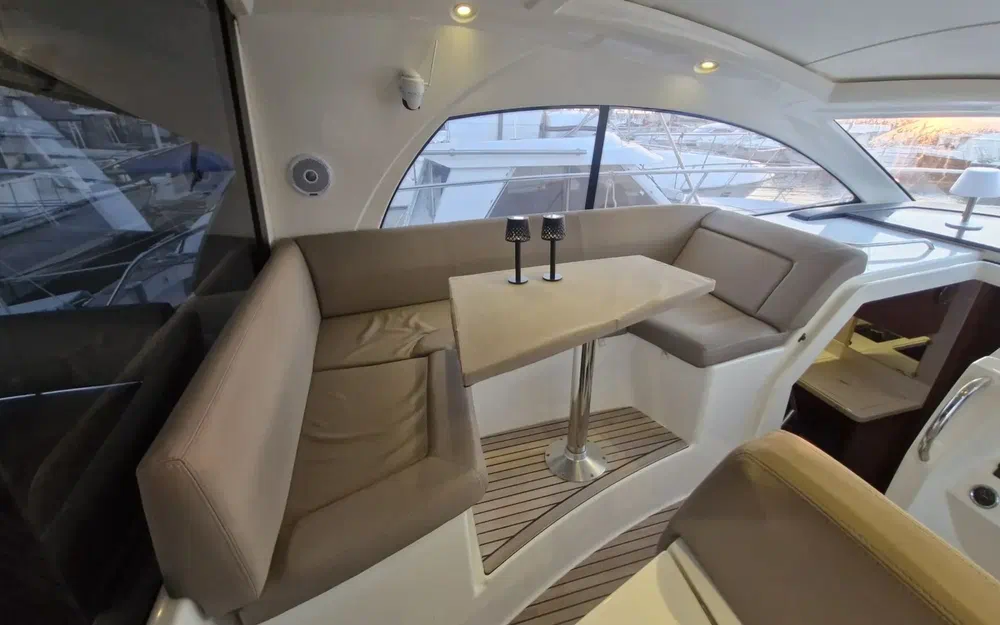 slider 6 Jeanneau Prestige 390 S