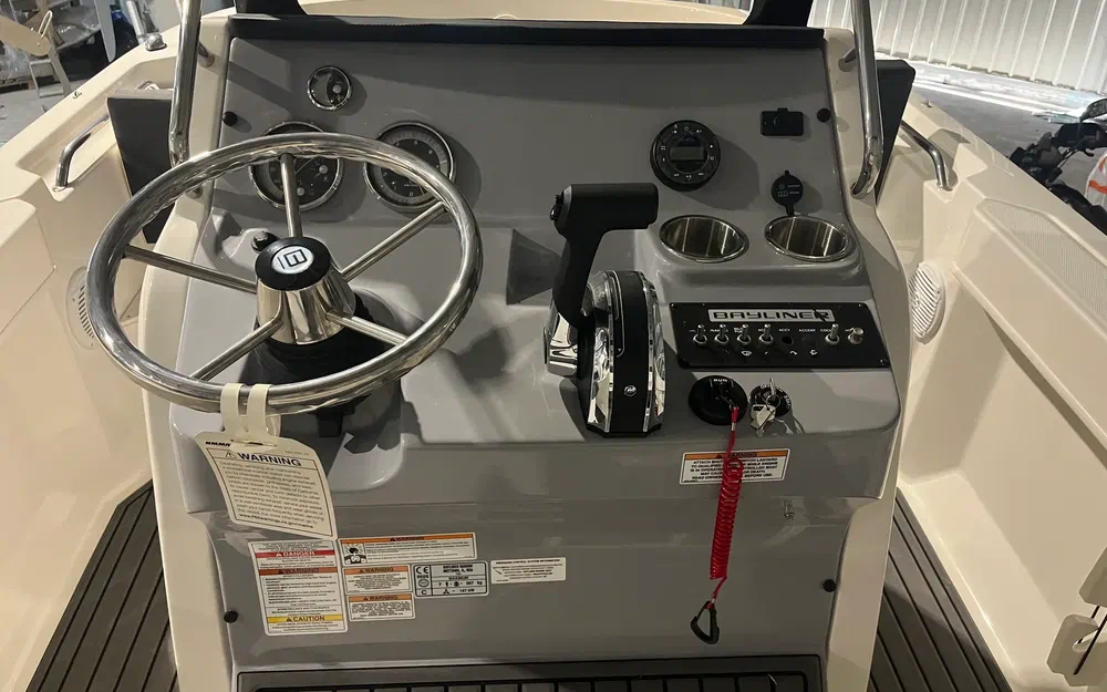 slider 3 Bayliner Trophy 20 CX