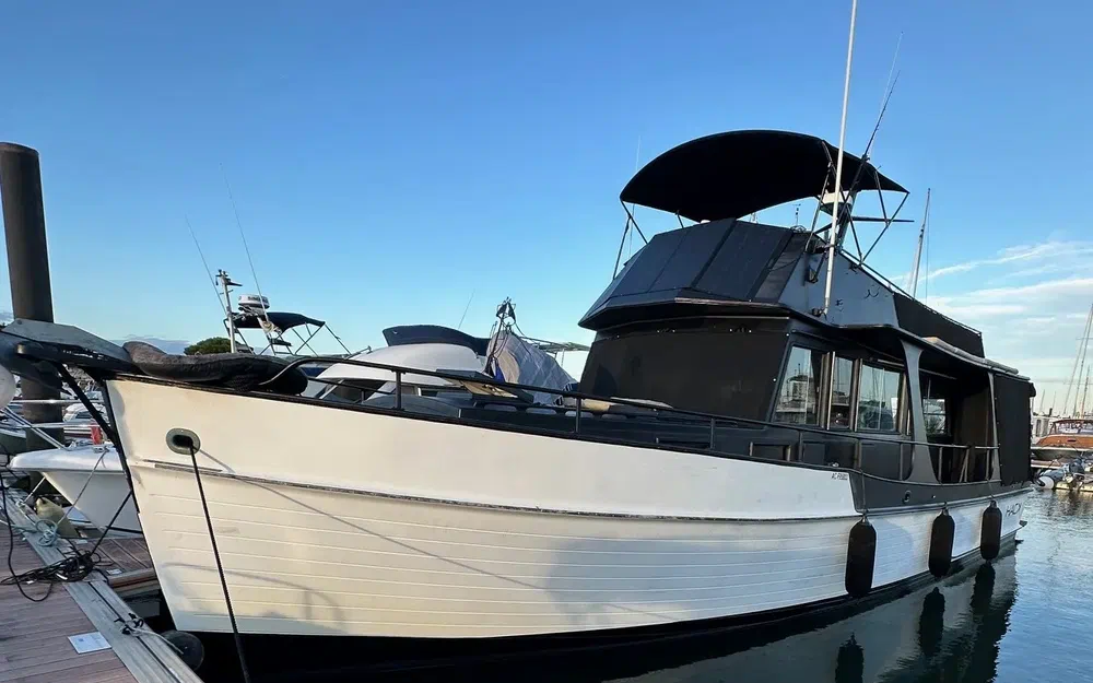 slider 0 Grand Banks 42 Europa