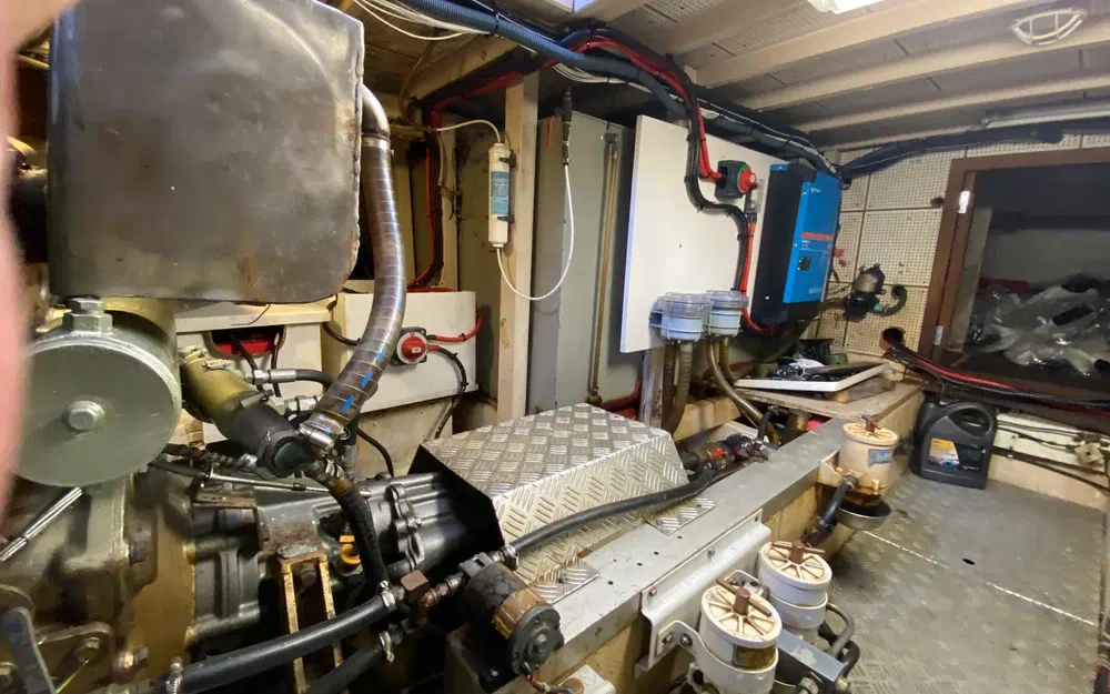 slider 6 Grand Banks 42 Europa