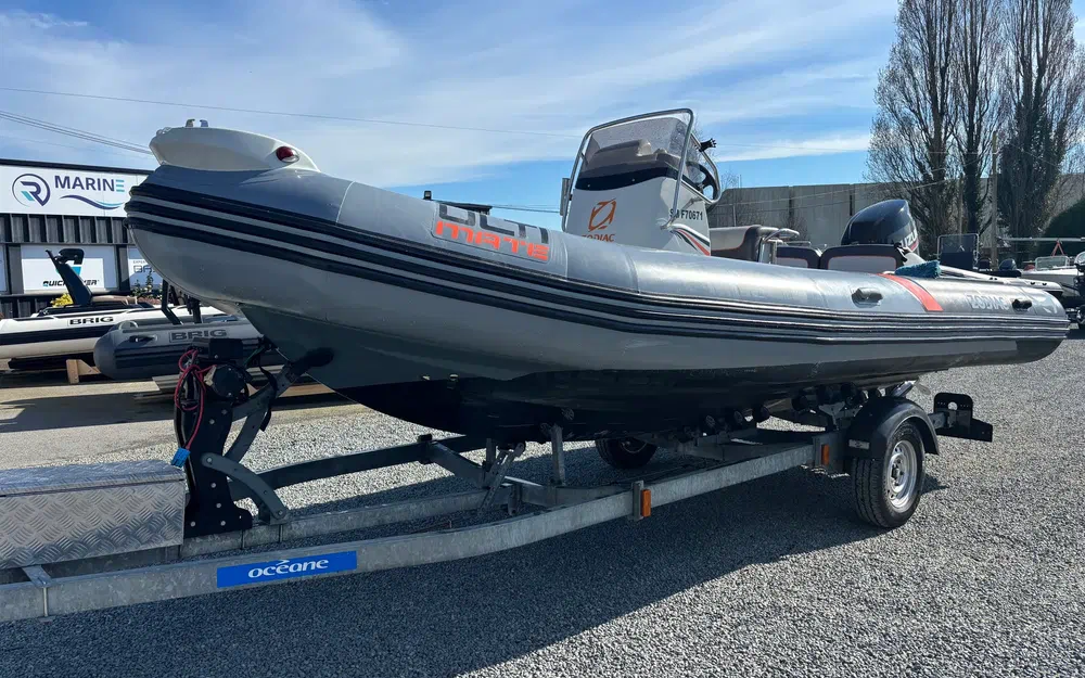 slider 1 Zodiac Pro Open 650 Neo