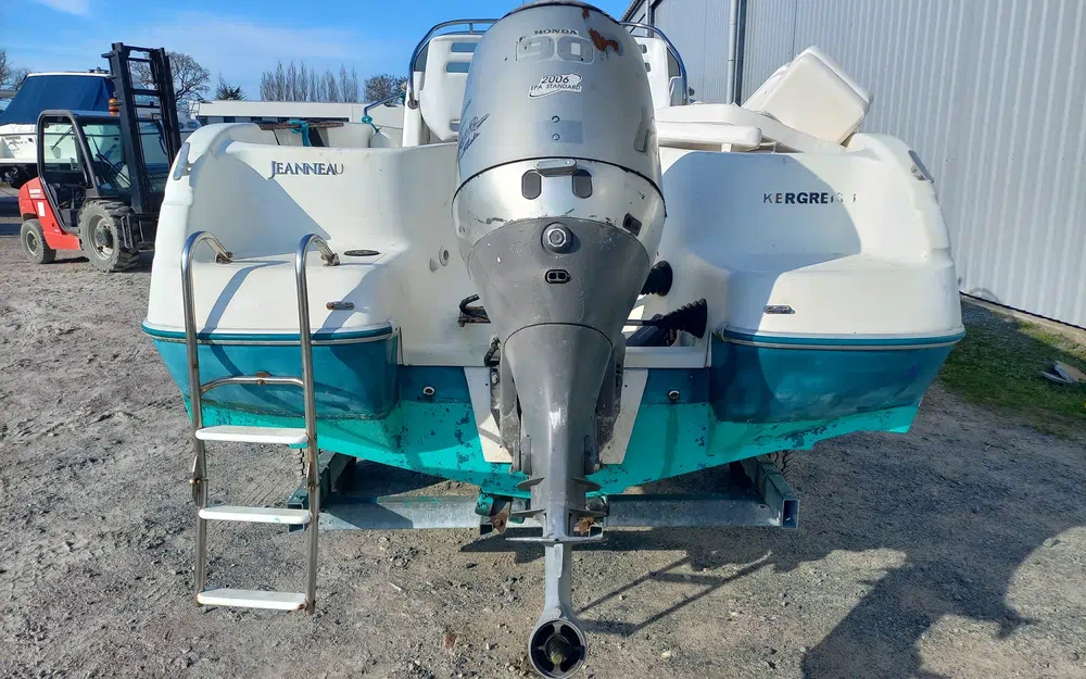 slider 4 Jeanneau Cap Camarat 565 WA