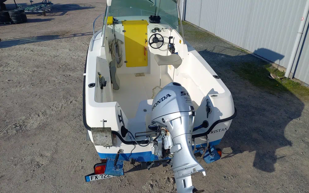 slider 3 B2 Marine Asteria 520 Cabine