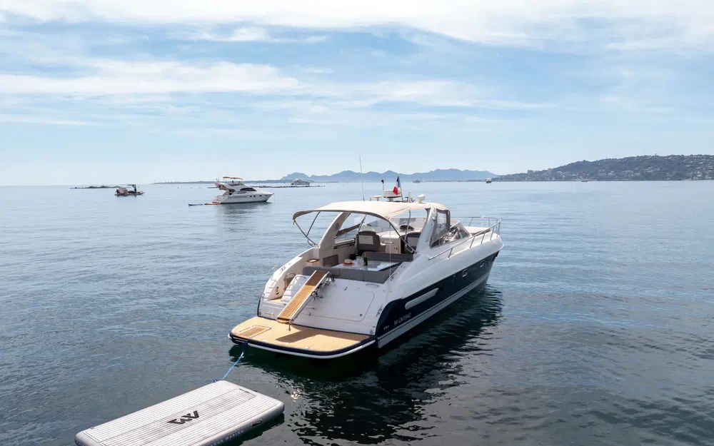 slider 1 Airon Marine 425