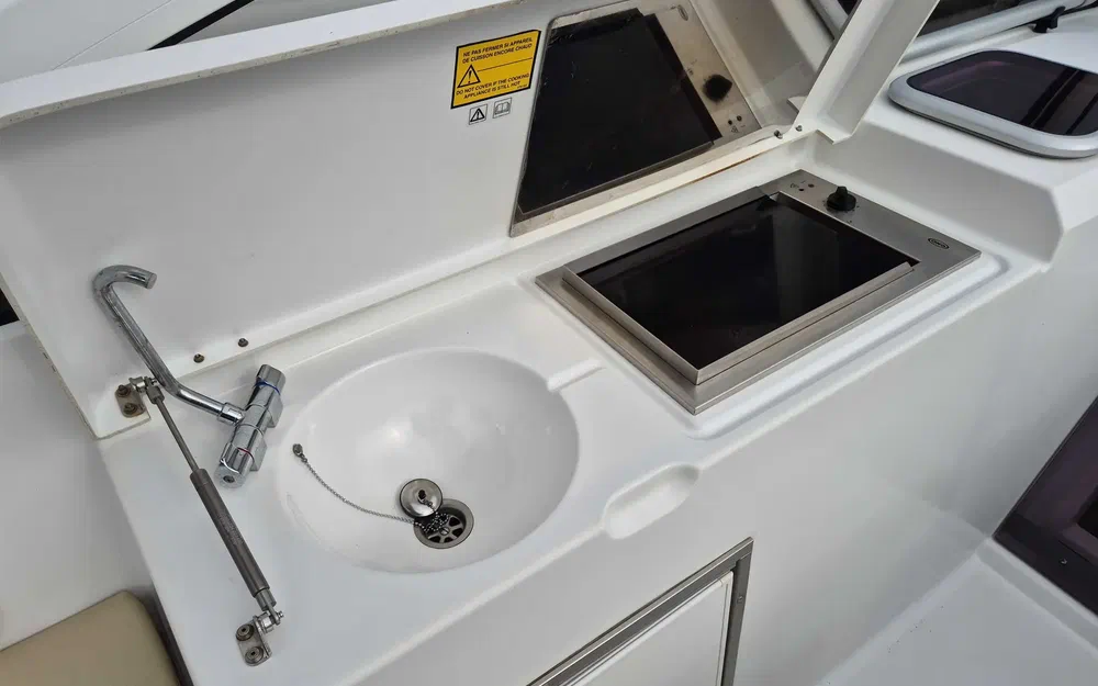 slider 14 Beneteau Monte Carlo 27