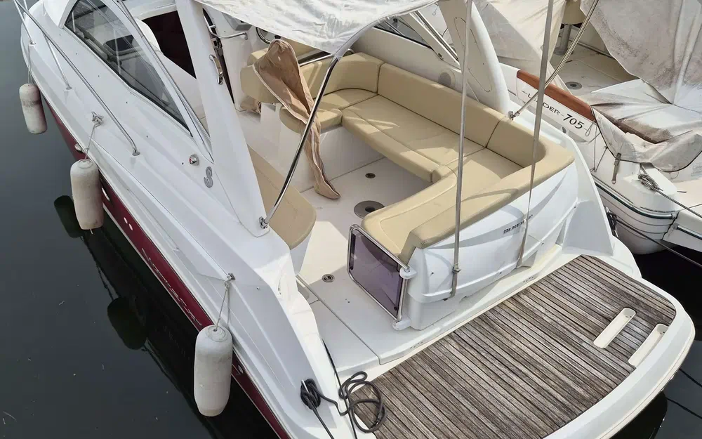 slider 1 Beneteau Monte Carlo 27