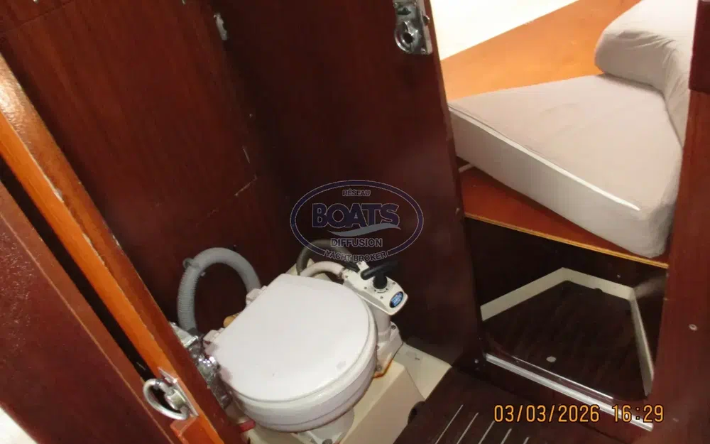 slider 12 Dufour 3800