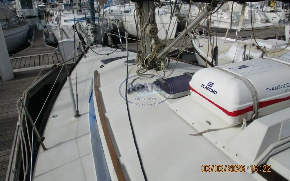 slider 4 Dufour 3800