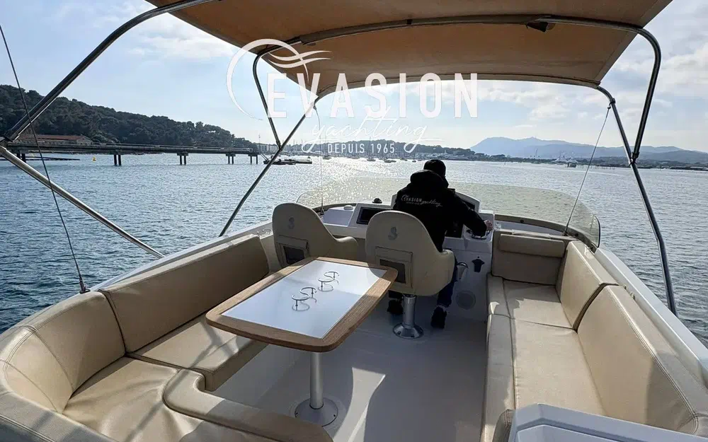 slider 9 Beneteau Swift Trawler 44