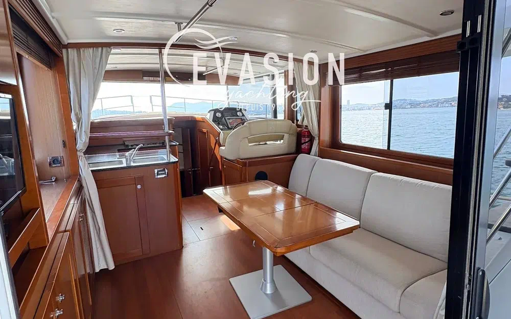 slider 12 Beneteau Swift Trawler 44