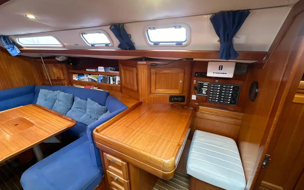 slider 30 Dufour 41 Classic